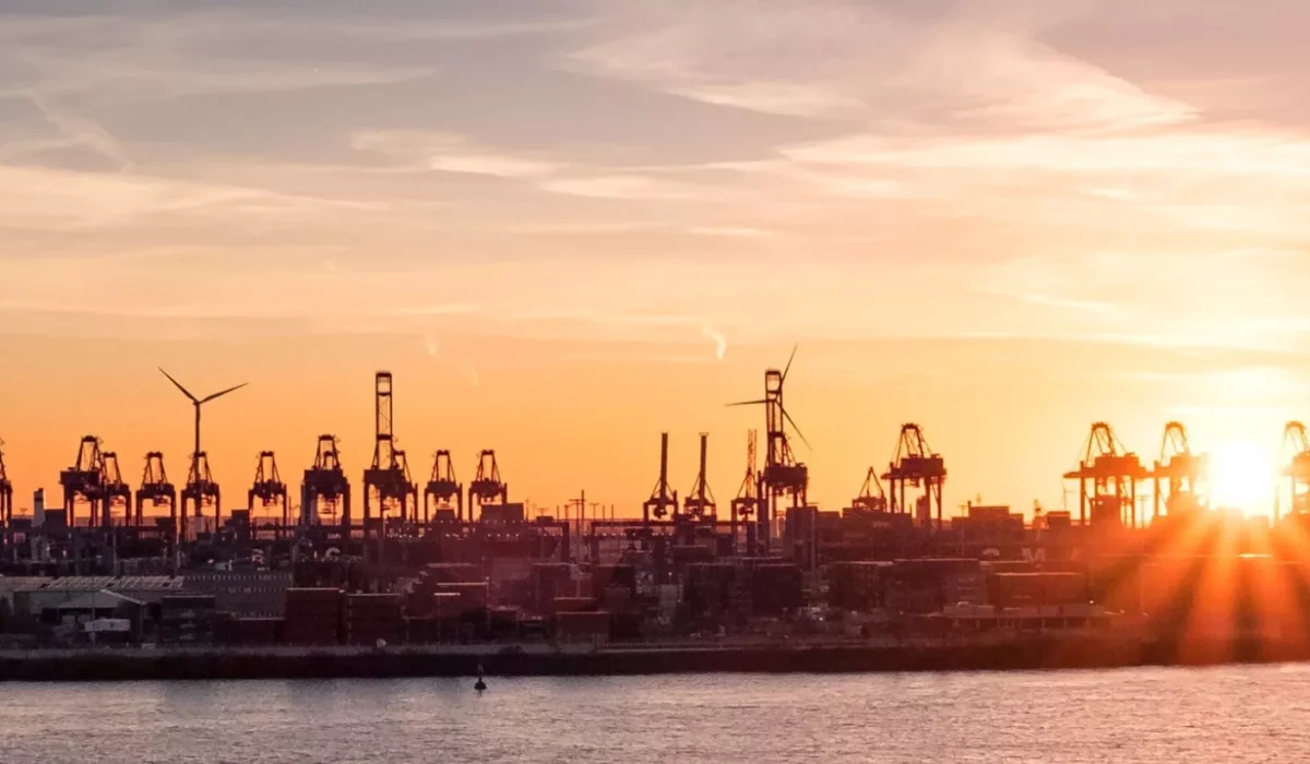 hamburg-hafen-sonnenuntergang-header